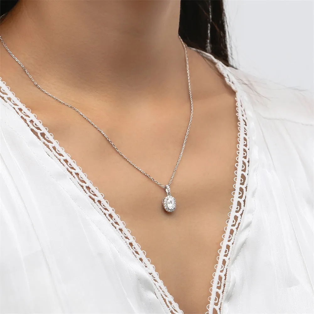 1.0 Carats VVS1 Moissanite Pendant Necklace for Women 0082