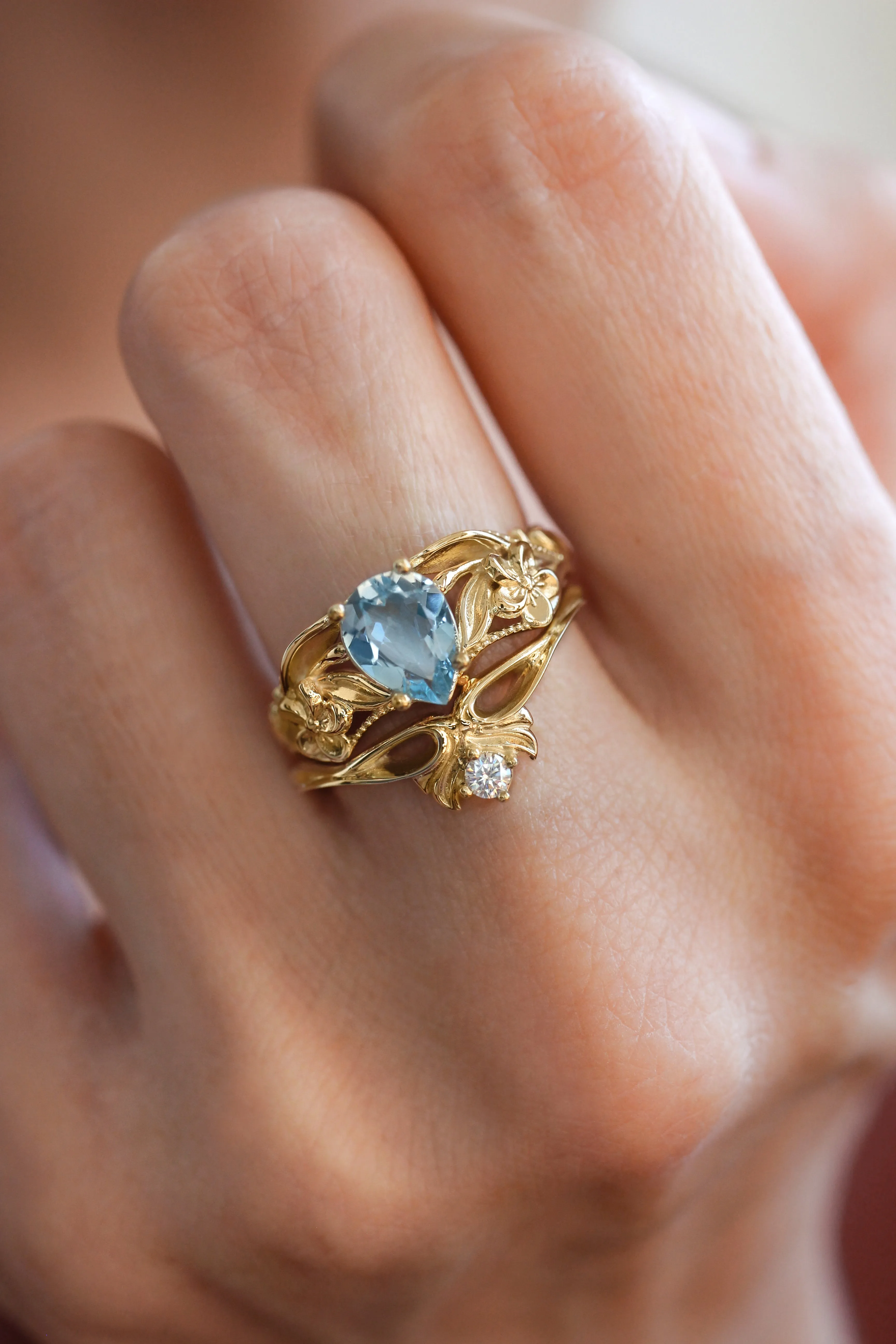 Aquamarine engagement ring, art nouveau ring / Eloise