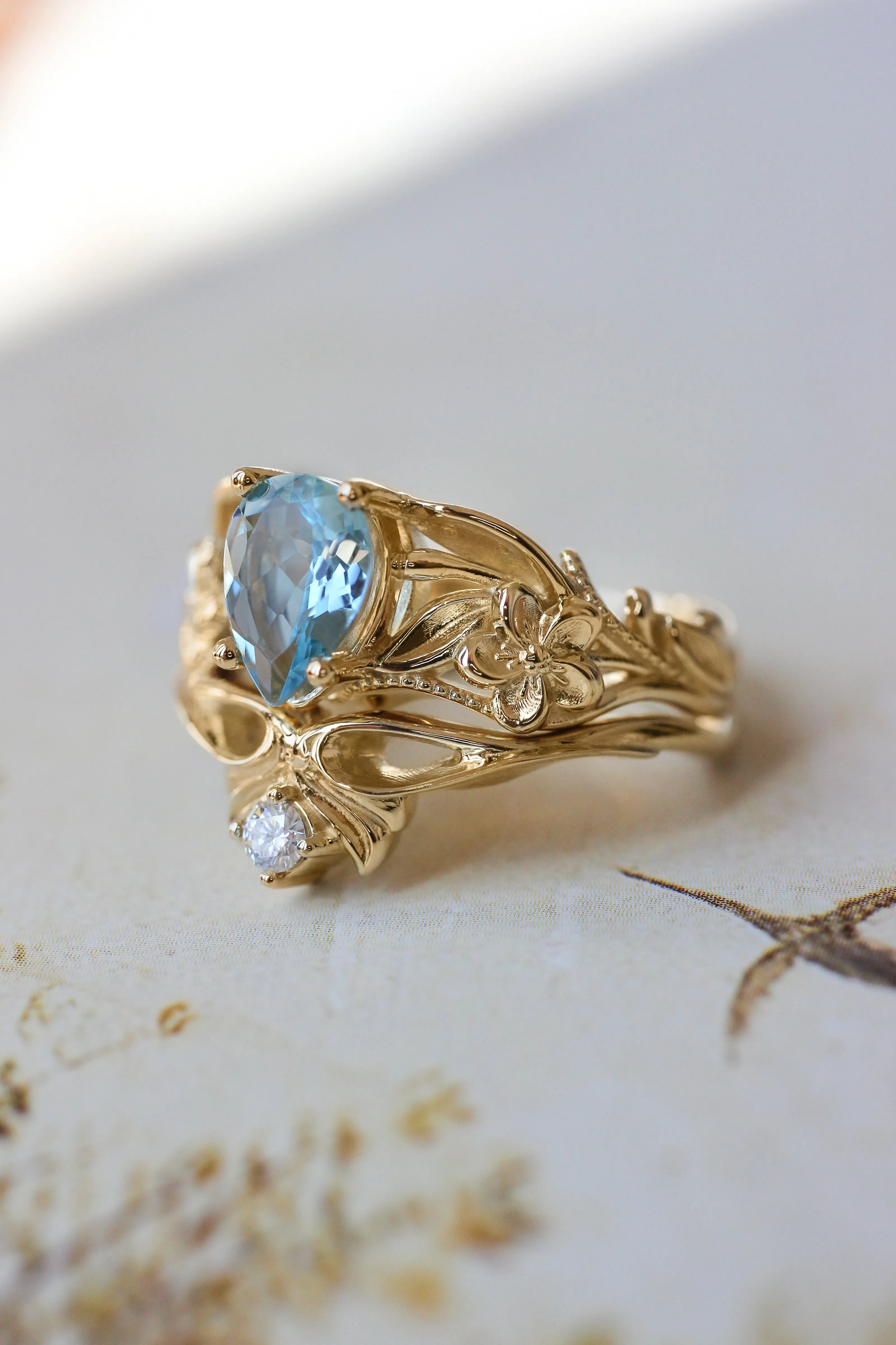 Aquamarine engagement ring, art nouveau ring / Eloise