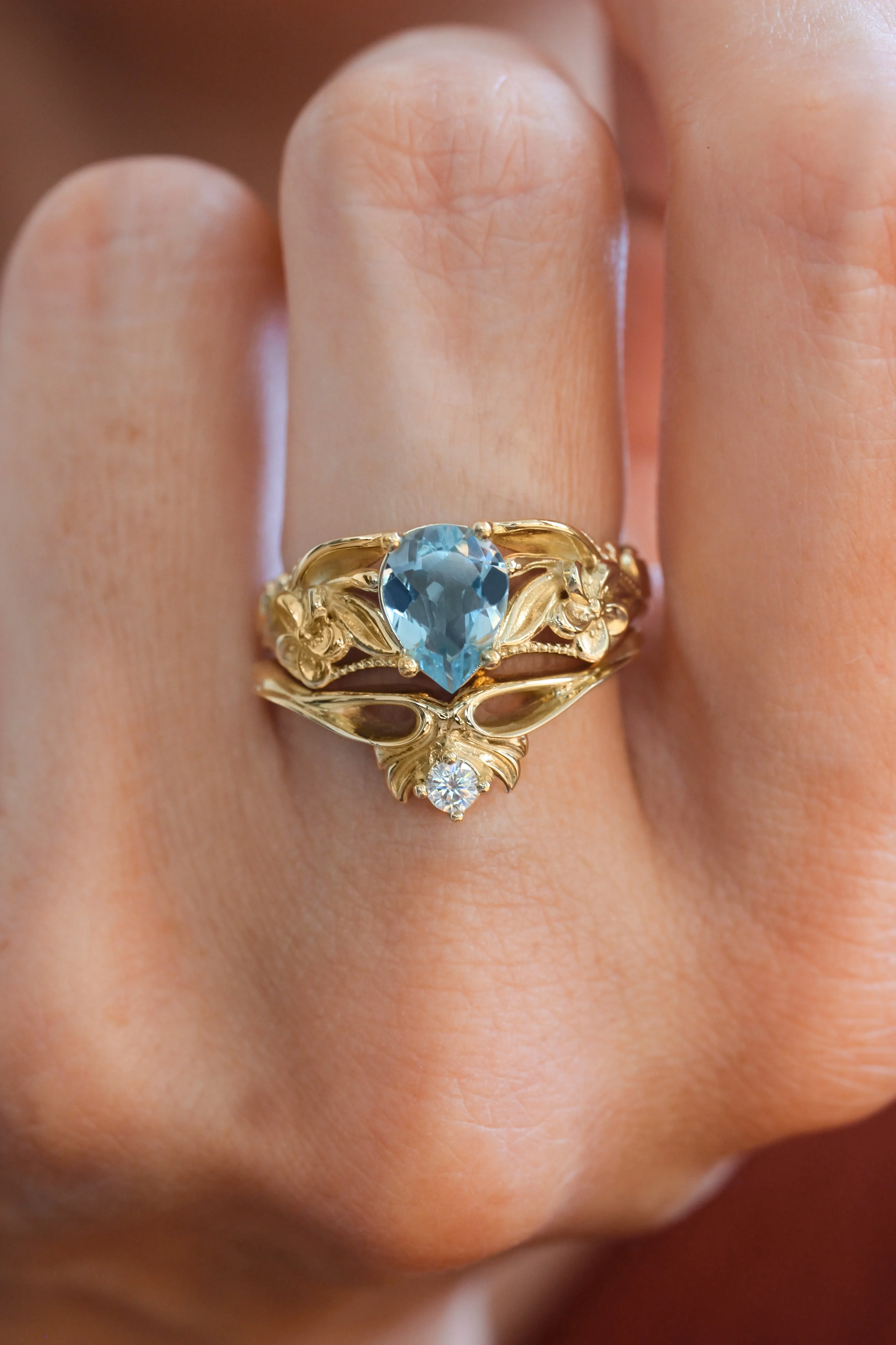 Aquamarine engagement ring, art nouveau ring / Eloise