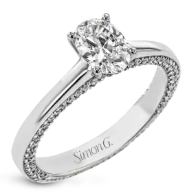 Engagement Ring in 18k Gold with Diamonds