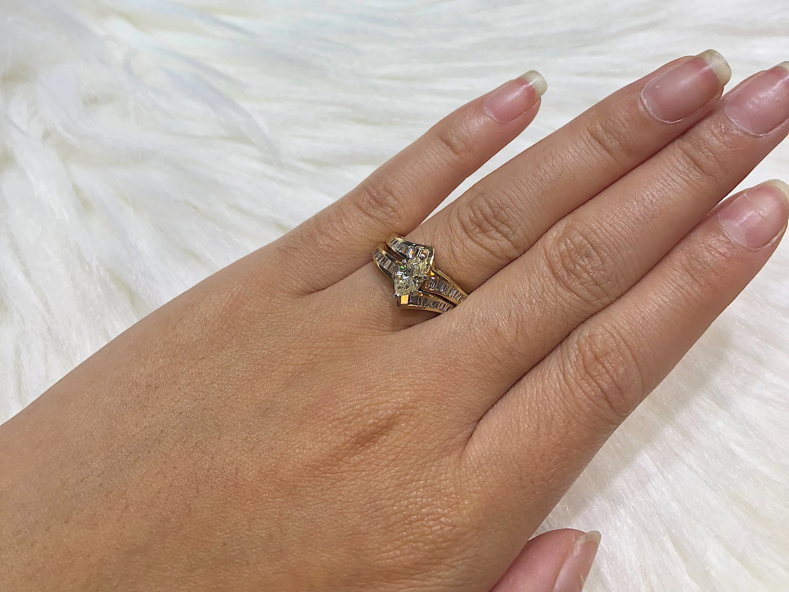 Marquise Diamond Engagement Ring Set 2.26 ct tw 14K Yellow Gold DENG028