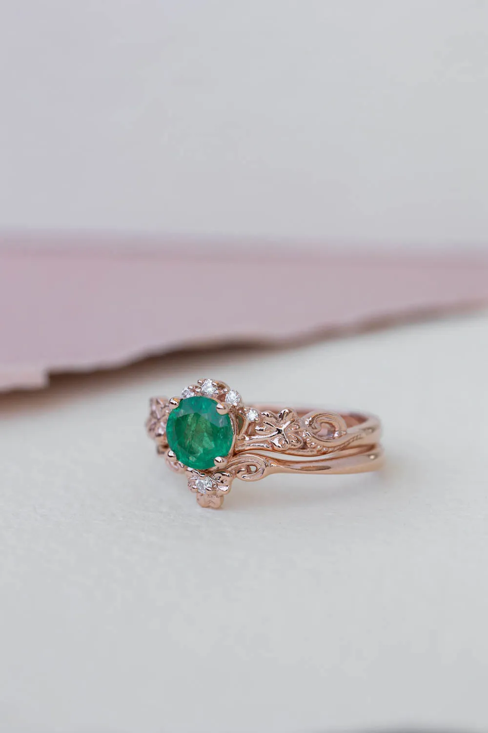 Natural emerald engagement ring set, celtic bridal ring set / Horta