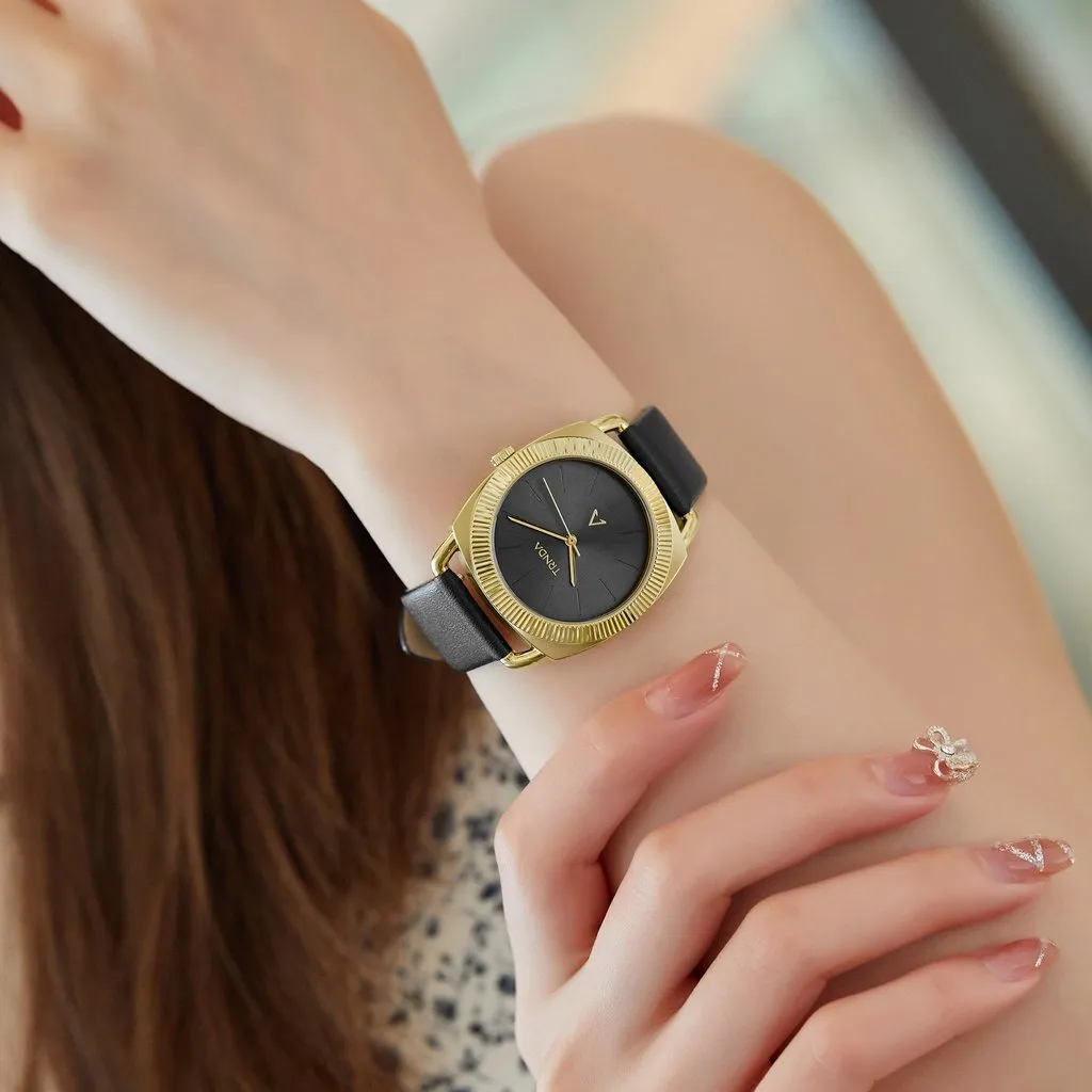 Trnda Stainless Steel Analog Women's Watch TR004L32C2-D4L6